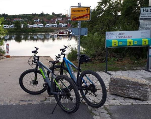 Ferienwohnung Pension Am Weinberg Mainstockheim Bagian luar foto
