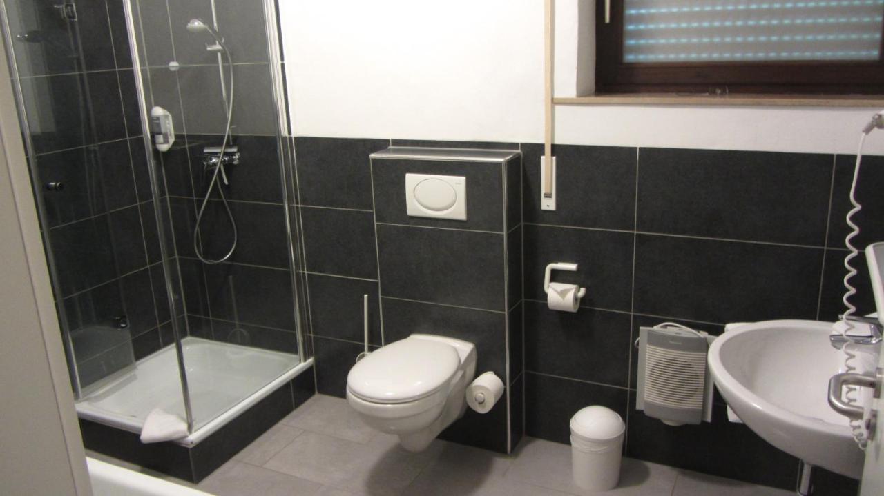 Ferienwohnung Pension Am Weinberg Mainstockheim Bagian luar foto