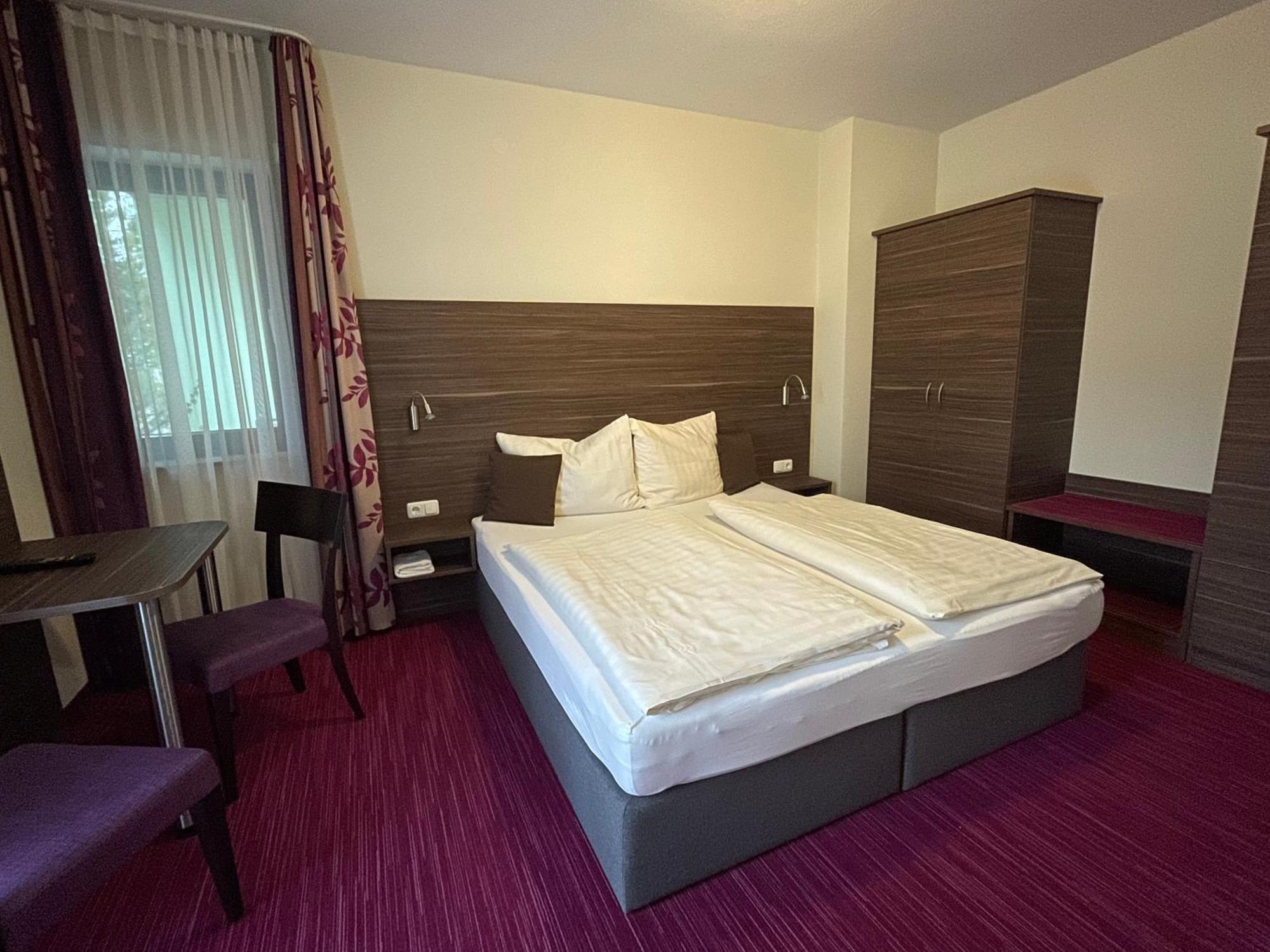 Ferienwohnung Pension Am Weinberg Mainstockheim Bagian luar foto